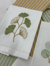 Cargar imagen en el visor de la galería, Guest towel Boutross