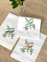 Cargar imagen en el visor de la galería, Guest Towel Pajarito