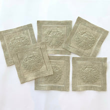 Cargar imagen en el visor de la galería, Queen Bee Coasters