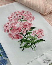 Cargar imagen en el visor de la galería, Guest Towel Hortensia