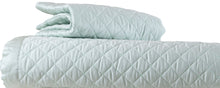Cargar imagen en el visor de la galería, Damas Coverlet Queen