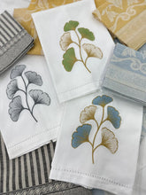 Cargar imagen en el visor de la galería, Guest towel Boutross
