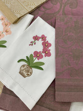 Cargar imagen en el visor de la galería, Guest towel Boutross
