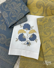 Cargar imagen en el visor de la galería, Guest towel Boutross
