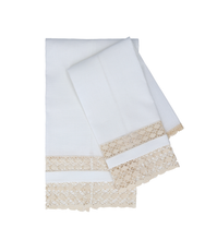 Cargar imagen en el visor de la galería, Set de 2 Guest Towel MER Encaje Crema - Pequeño
